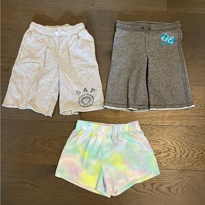 Gap , Roots & Justice girls shorts sz 10